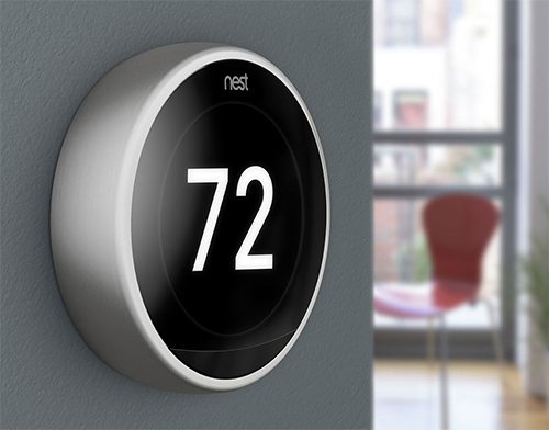 Bộ điều chỉnh nhiệt độ điều hòa Google Nest Thermostats. 