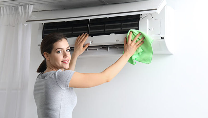 Vệ sinh máy lạnh định kỳ để bảo vệ sức khỏe và chất lượng của máy