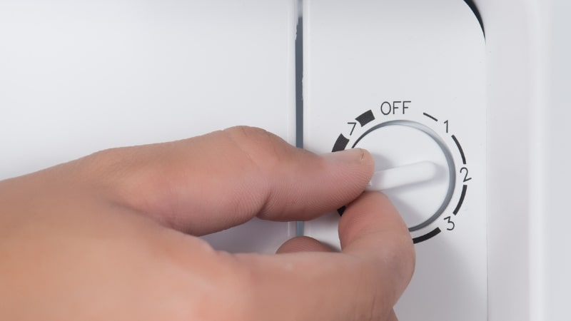 Không chọn tủ có nút điều chỉnh nhiệt độ lỏng lẻo