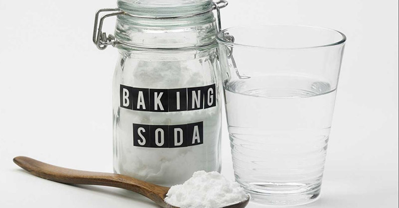 Dùng baking soda để khử mùi cho tủ lạnh