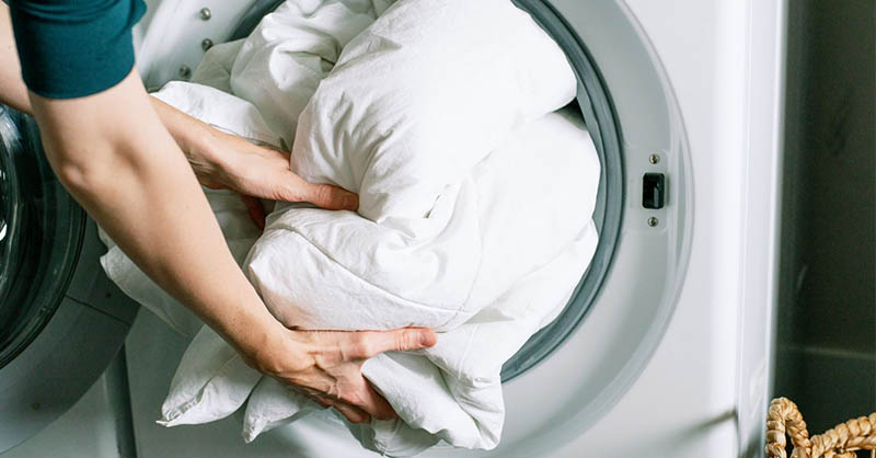 Máy giặt có giặt được chăn bông không?