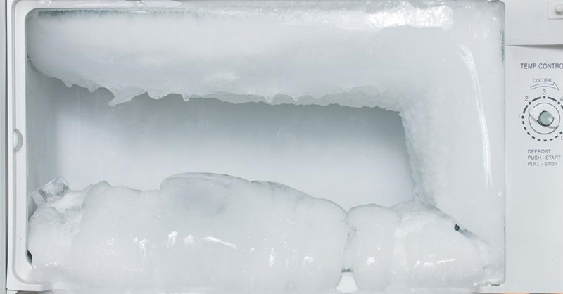 Dàn lạnh tủ lạnh bị bám tuyết