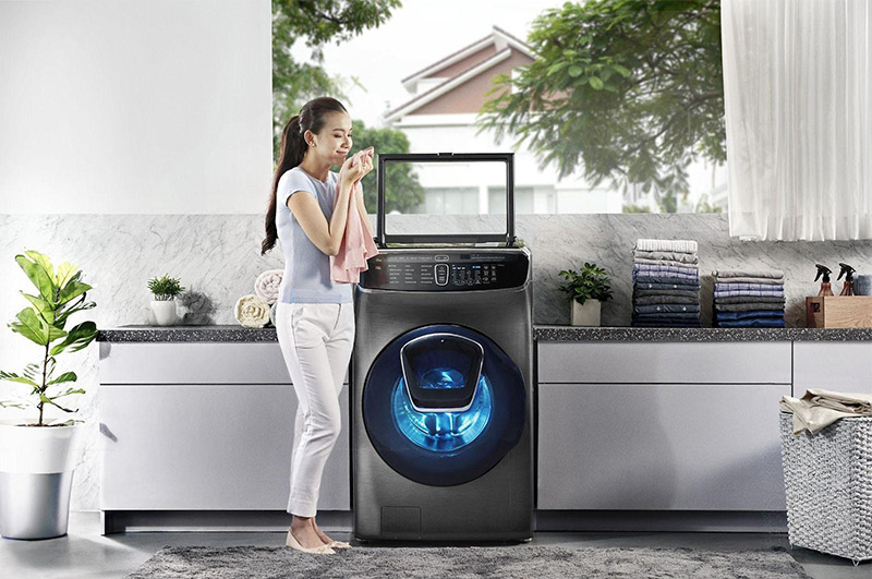 Quần áo dùng máy giặt sấy có cần phơi không?